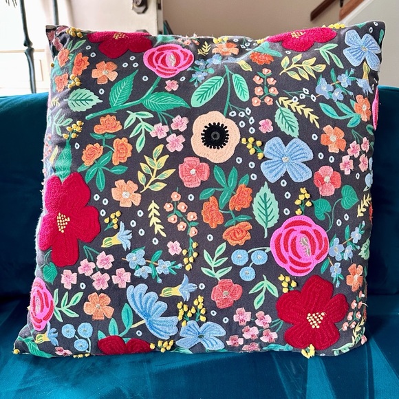 Anthropologie Rifle Paper Co. x Loloi Embroidered Wild Roses Pillow Cover- Black - Picture 2 of 6